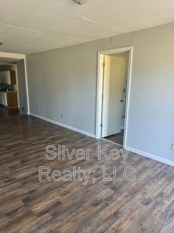 2335 Hwyn #9 - Photo 3 of 12