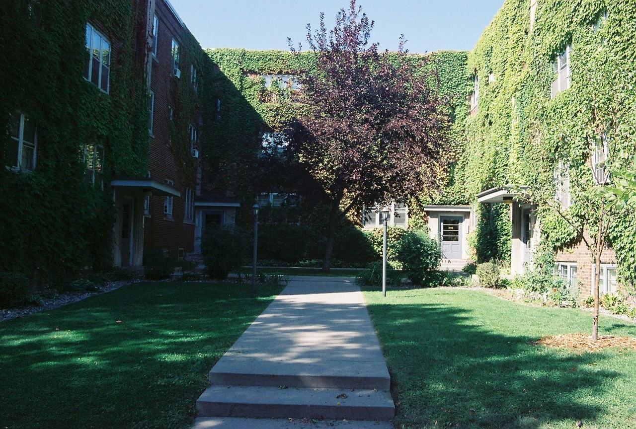 Stanley Hall Court Apartments - Photo 3 of 29