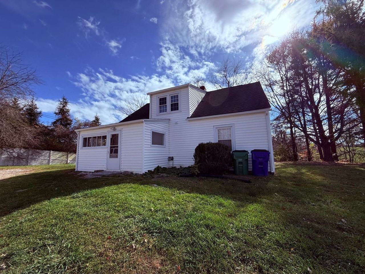 1617 Kennedy Ave - Photo 2 of 14