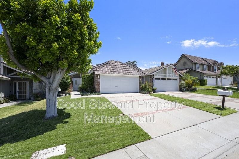 140 S Birchwood St - Photo 4 of 43