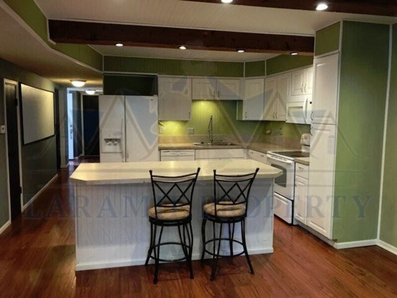 1722 Boswell Dr - Photo 2 of 21