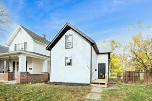 818 W Dewald St - Photo 1 of 1