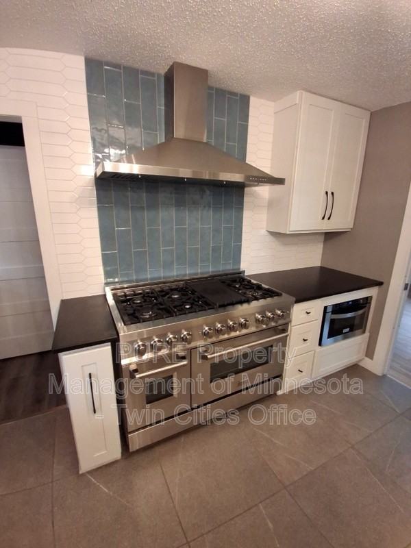 4808 Dunberry Ln - Photo 2 of 39