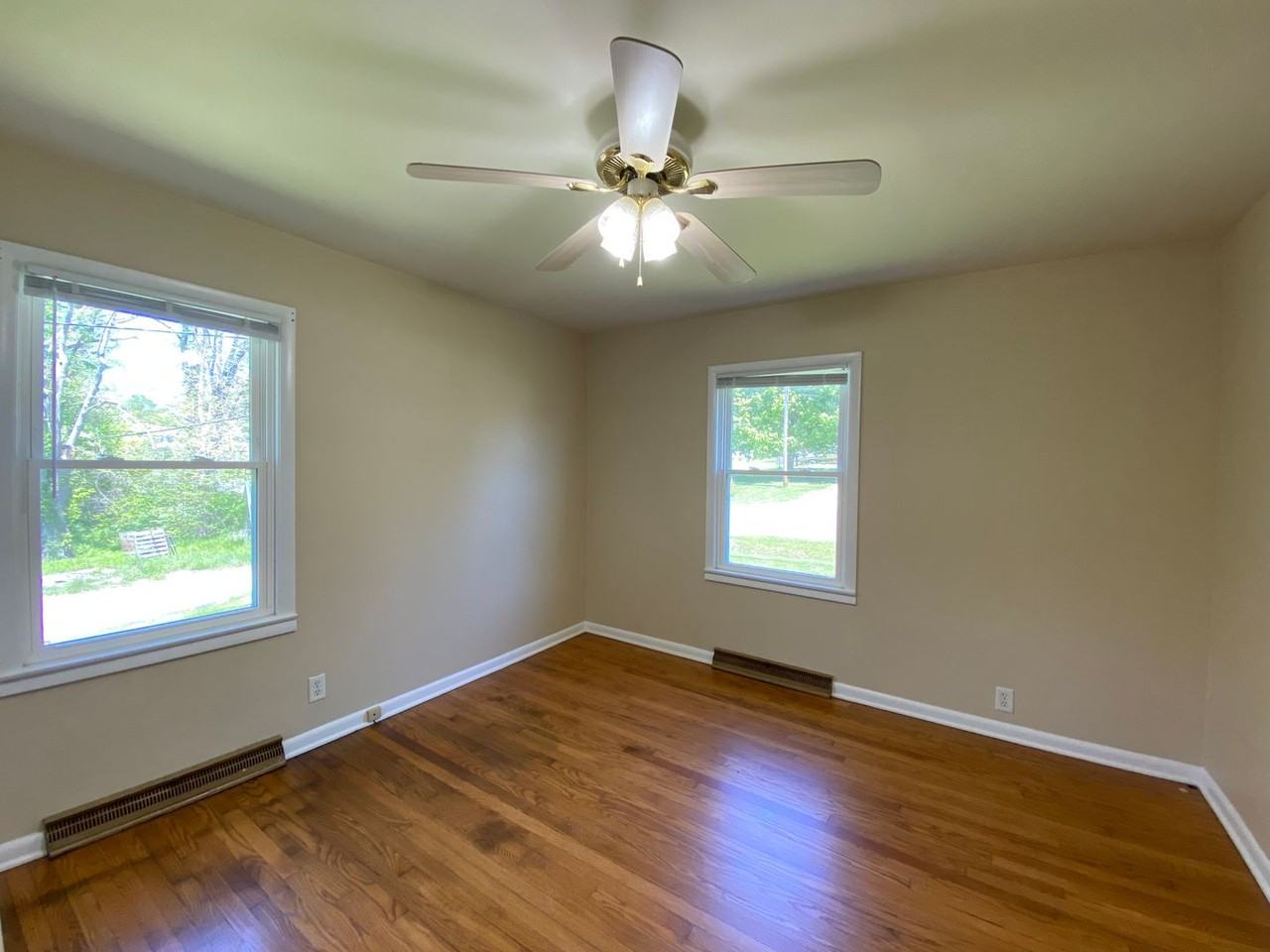 7470 S Old State Road 37 - Photo 6 of 13