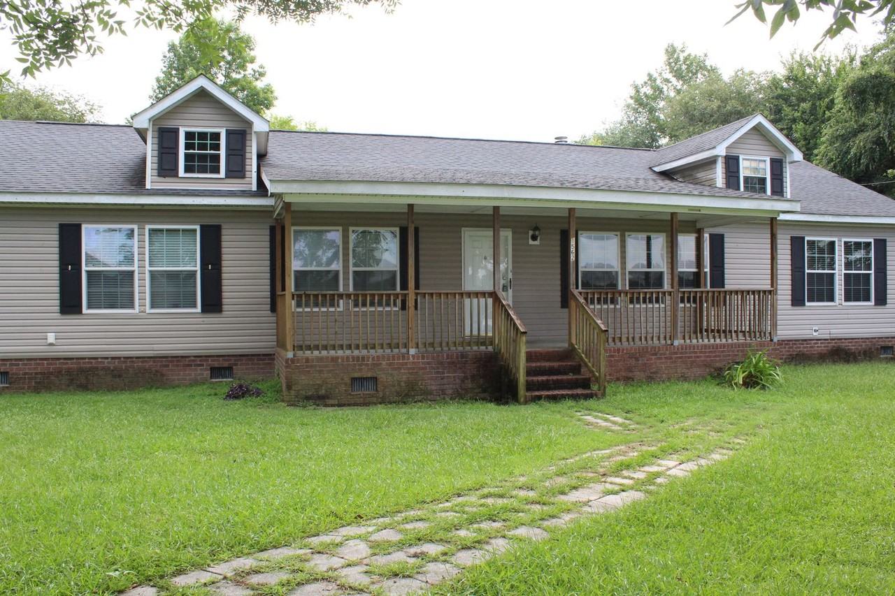 1562 Newell Rd - Photo 2 of 27