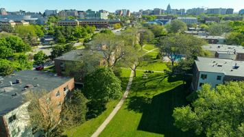 featured image of 765 Parkview Apartments