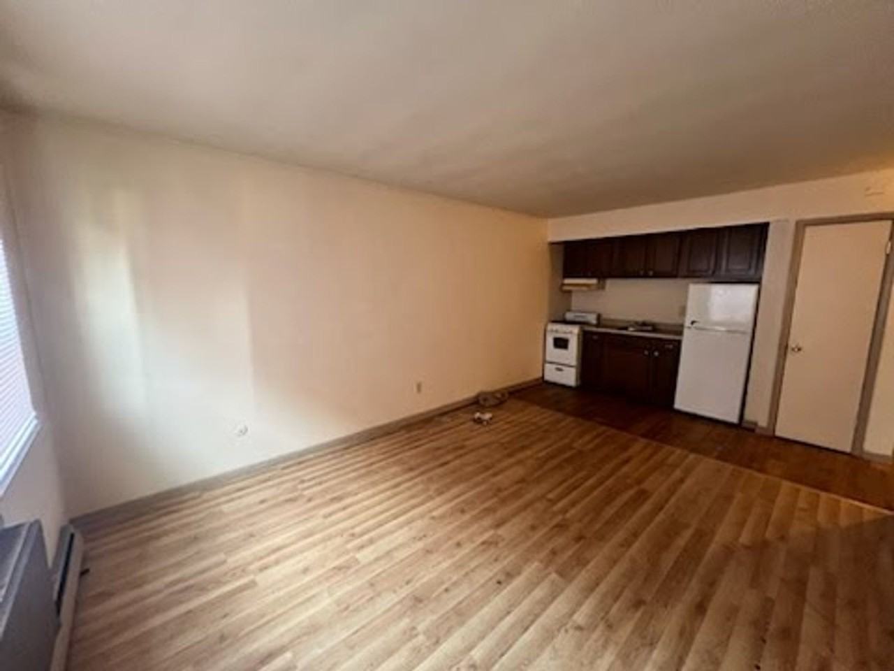 746 South Layton Boulevard - Photo 3 of 9