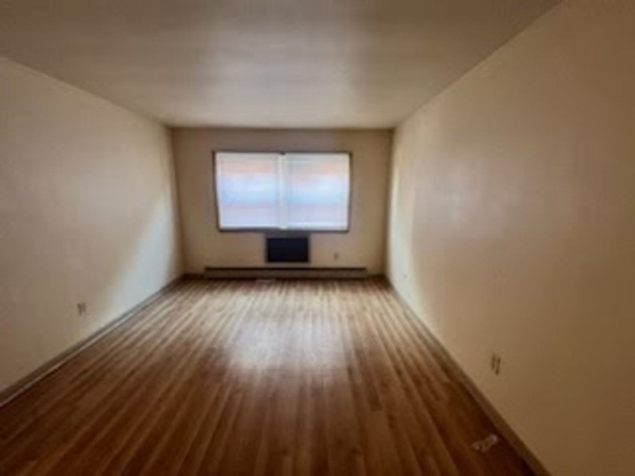 746 South Layton Boulevard - Photo 5 of 9