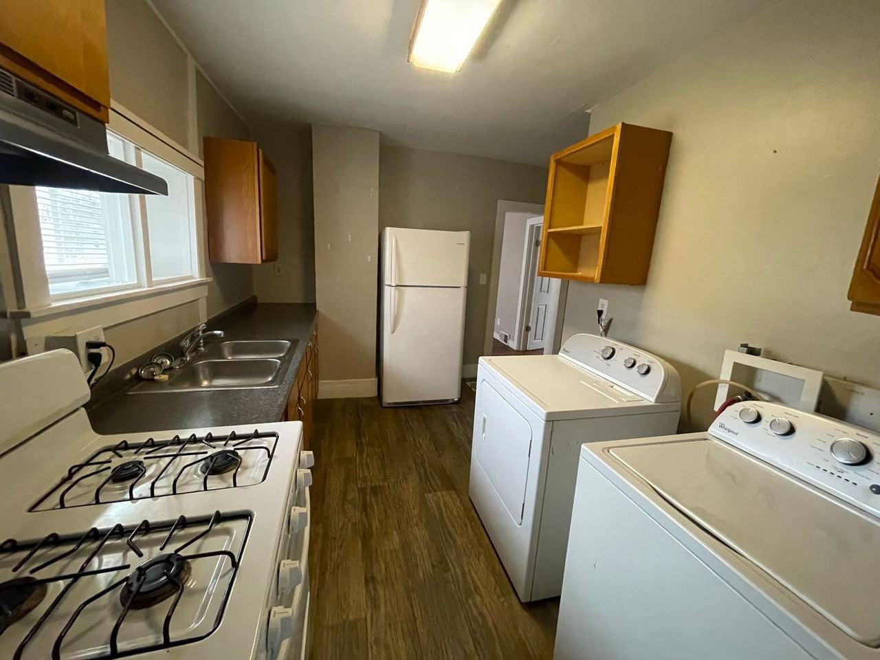 2107 Central Avenue - Photo 4 of 11