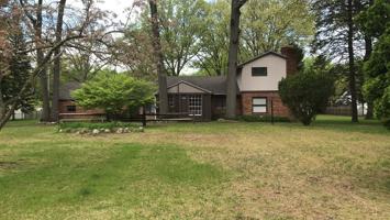 featured image of 4122 Penelope Dr