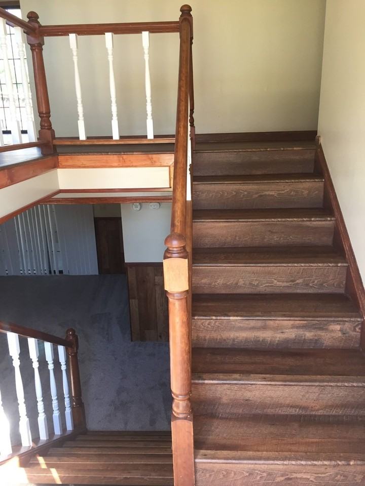 5542 Bradley Dr - Photo 2 of 15
