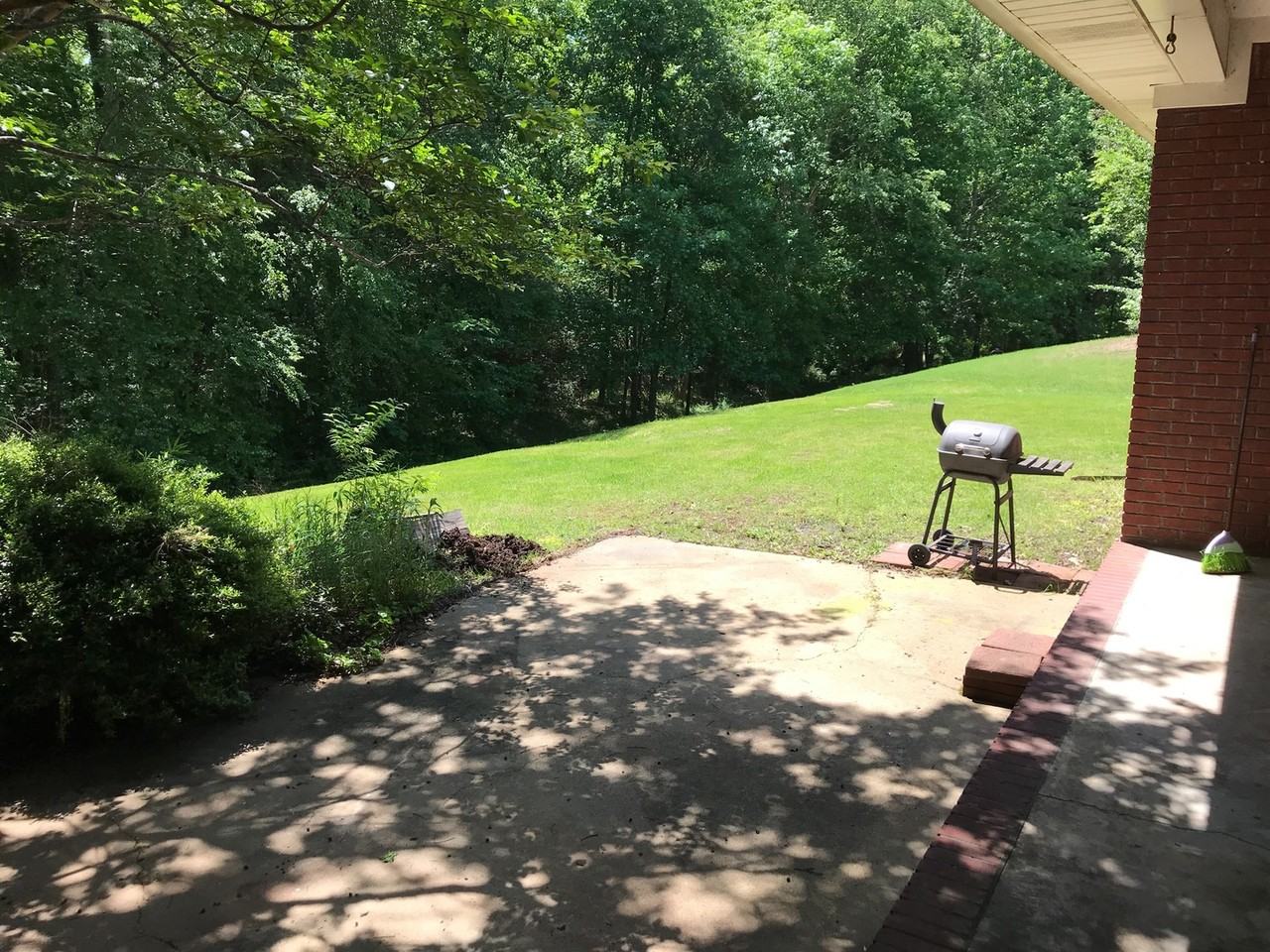 344 Tanner Dr - Photo 2 of 13