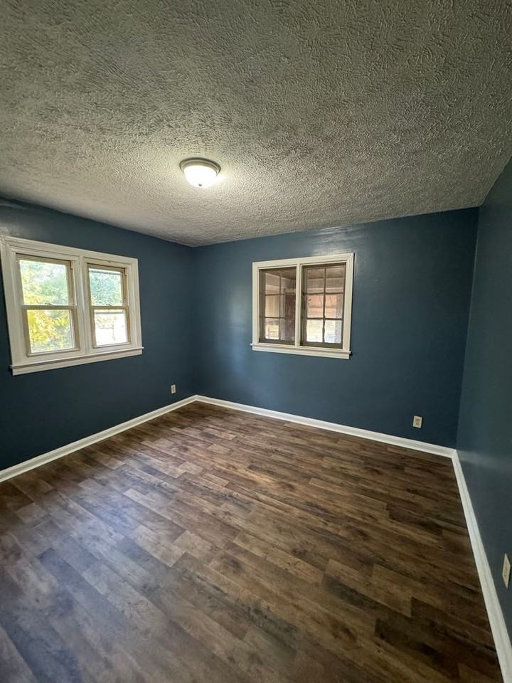 1638 E Tabor St - Photo 5 of 7