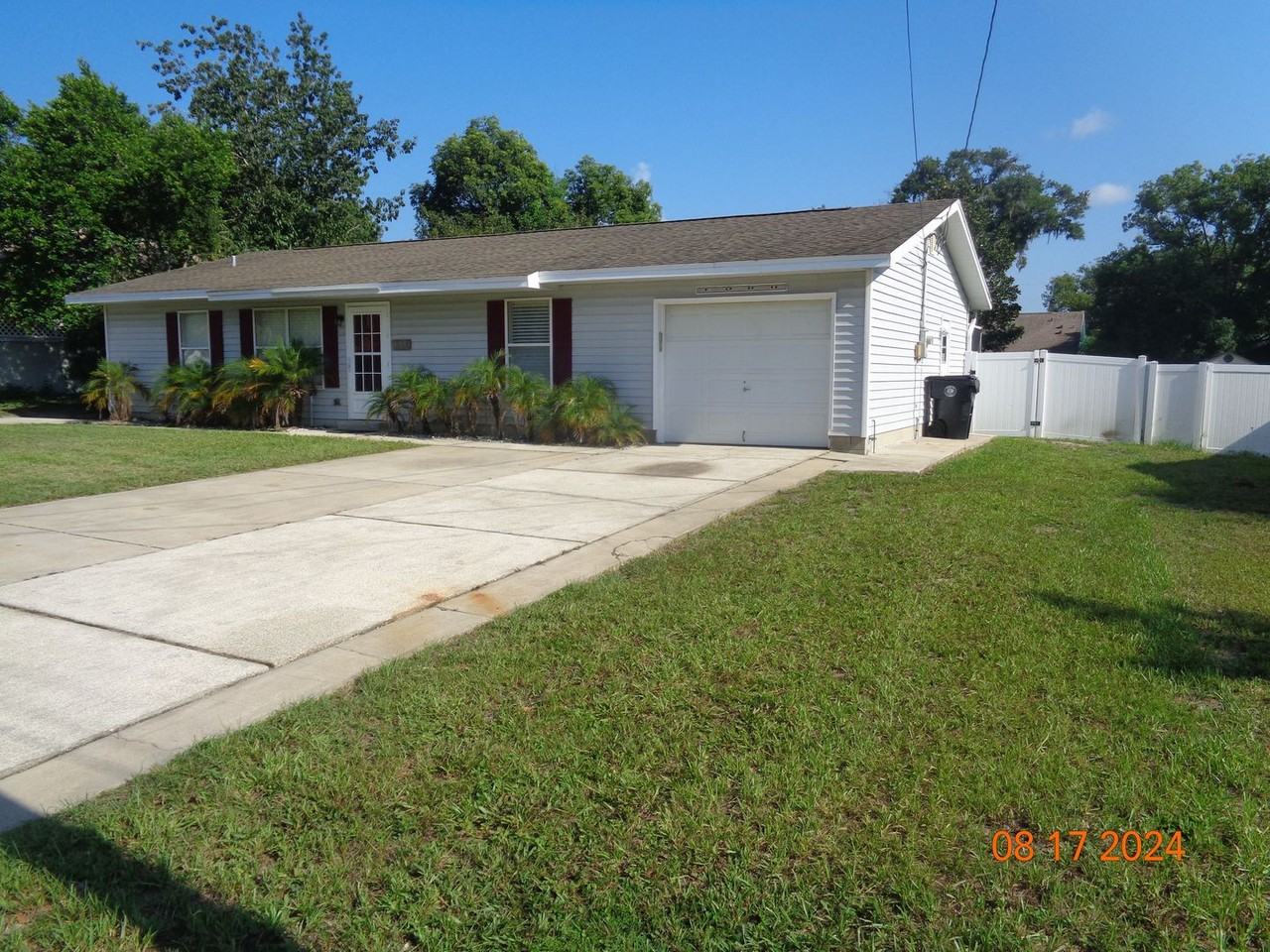 519 Patlin Ave - Photo 2 of 34