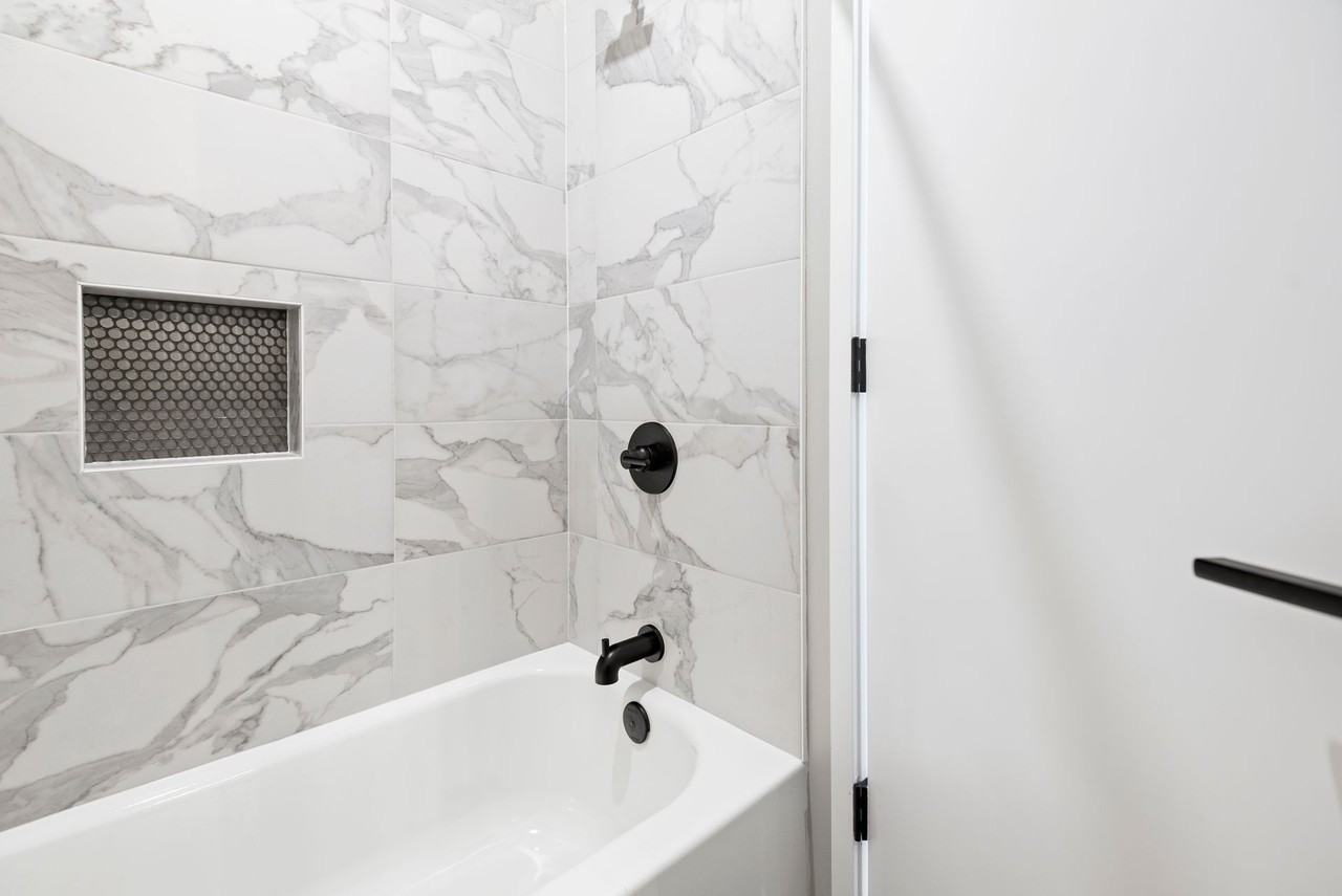 Euclid CoLiving - Photo 6 of 50