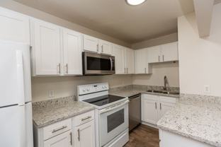 Kate's View Apartments - Photo 1 of 1