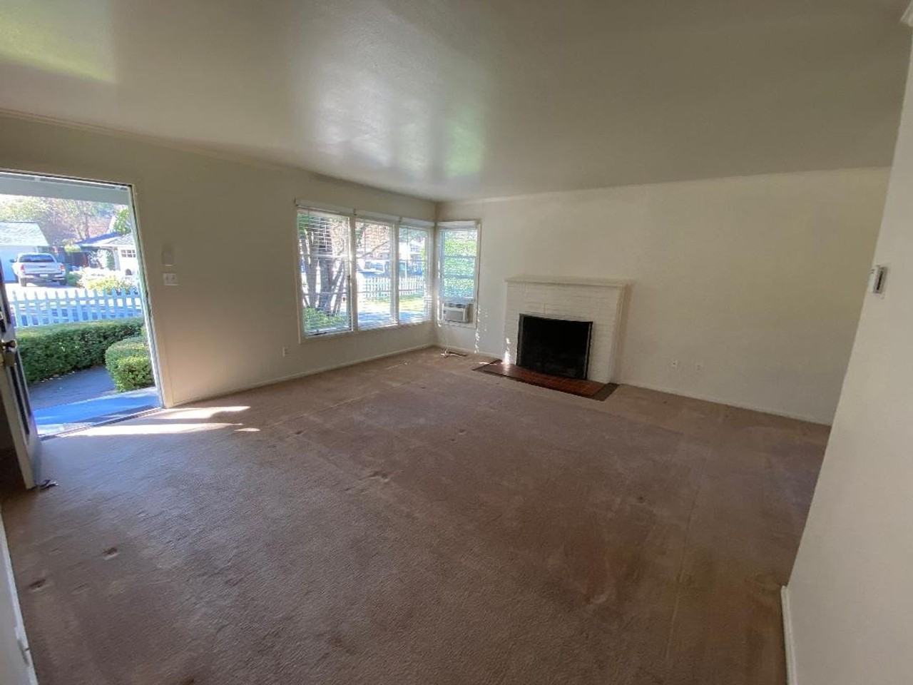 3424 Freeman Rd - Photo 2 of 12