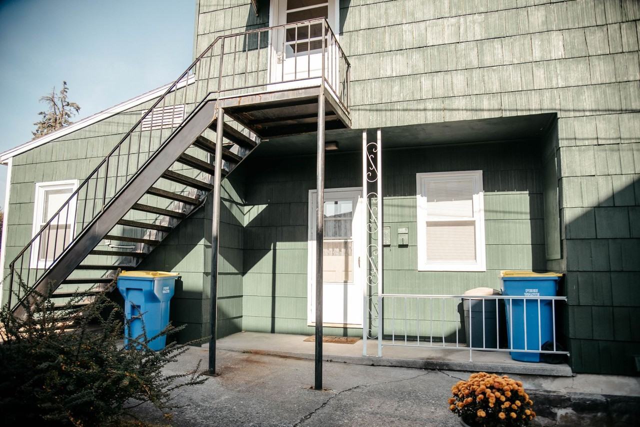 333 Spruce St 1st Fl - Photo 2 of 15