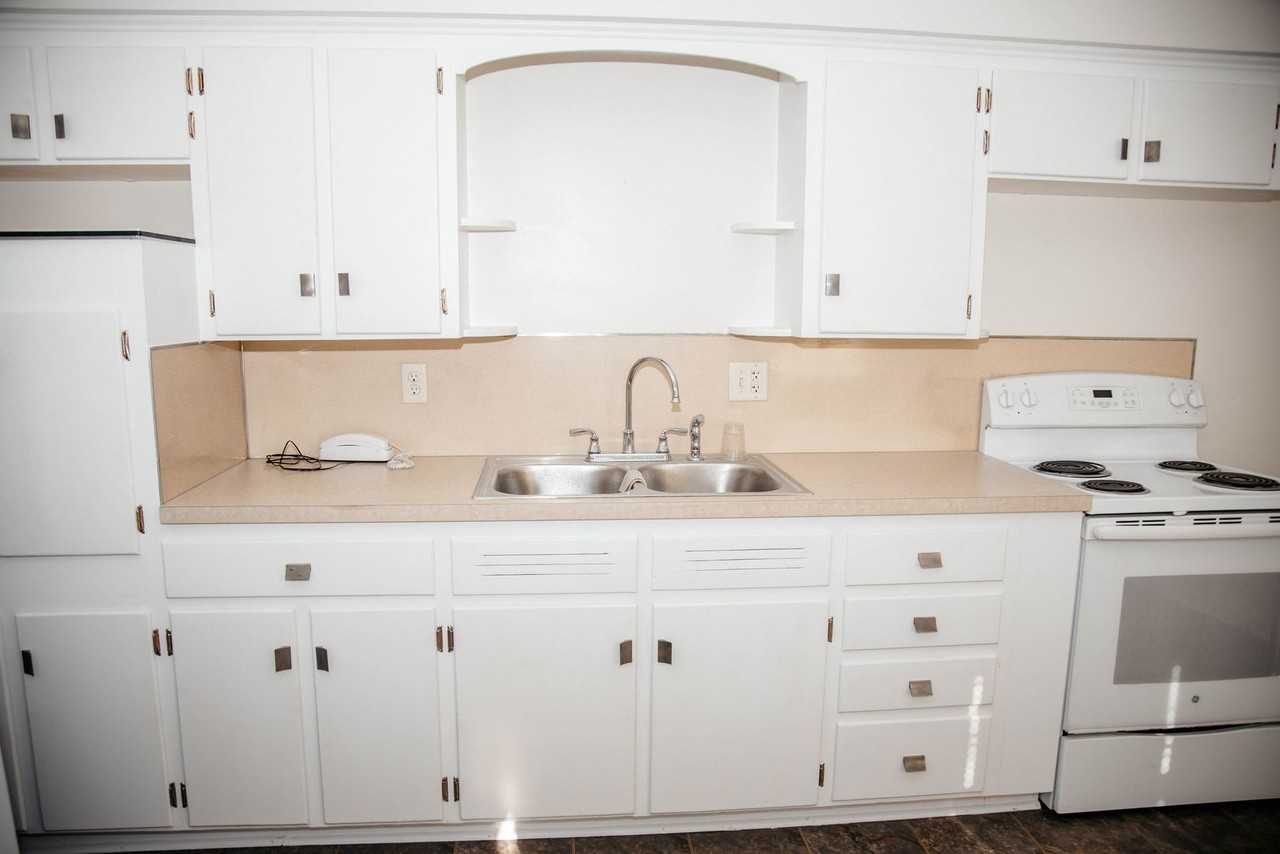 333 Spruce St 1st Fl - Photo 5 of 15