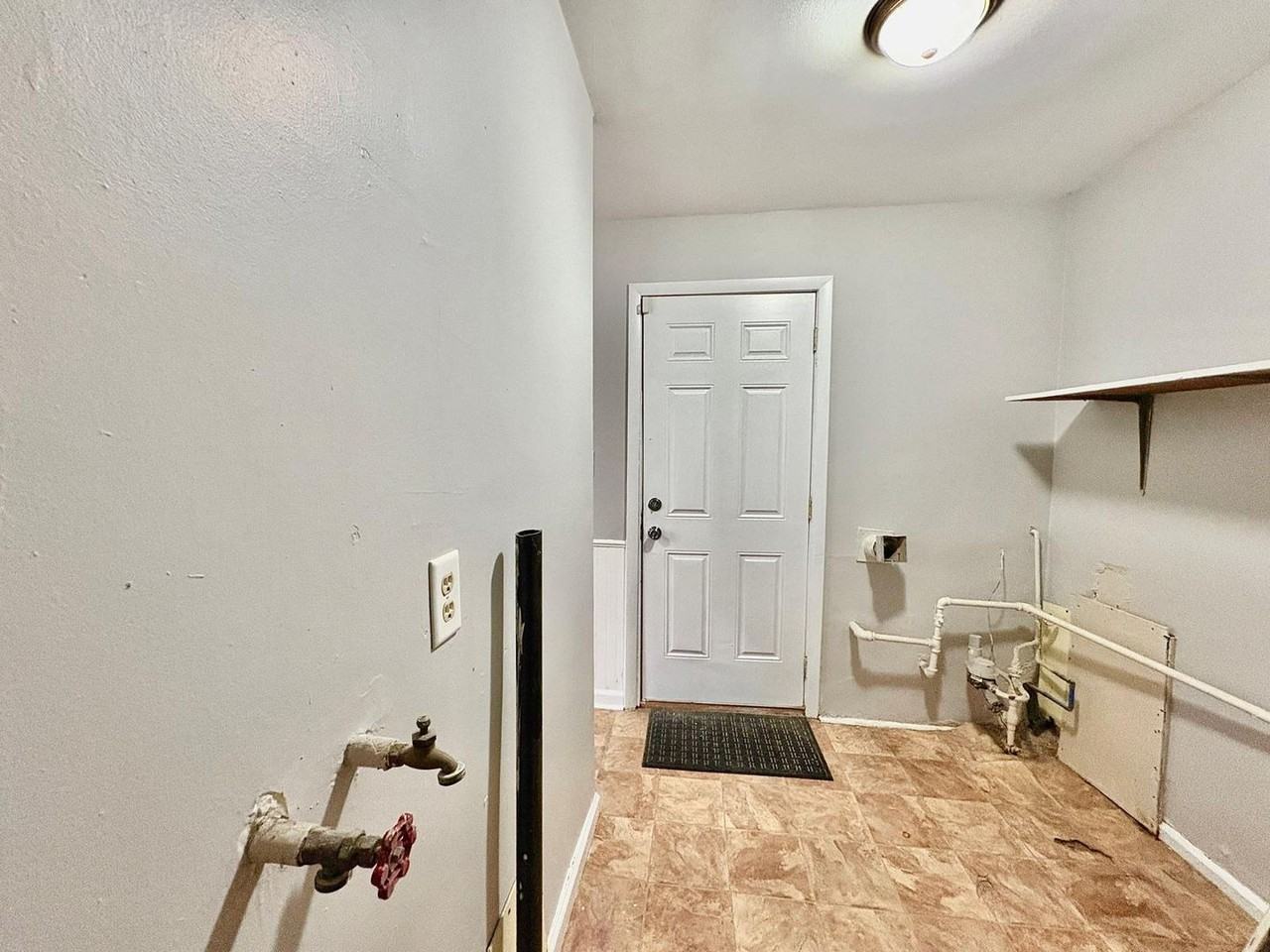 2022 Swygart Ave - Photo 7 of 9