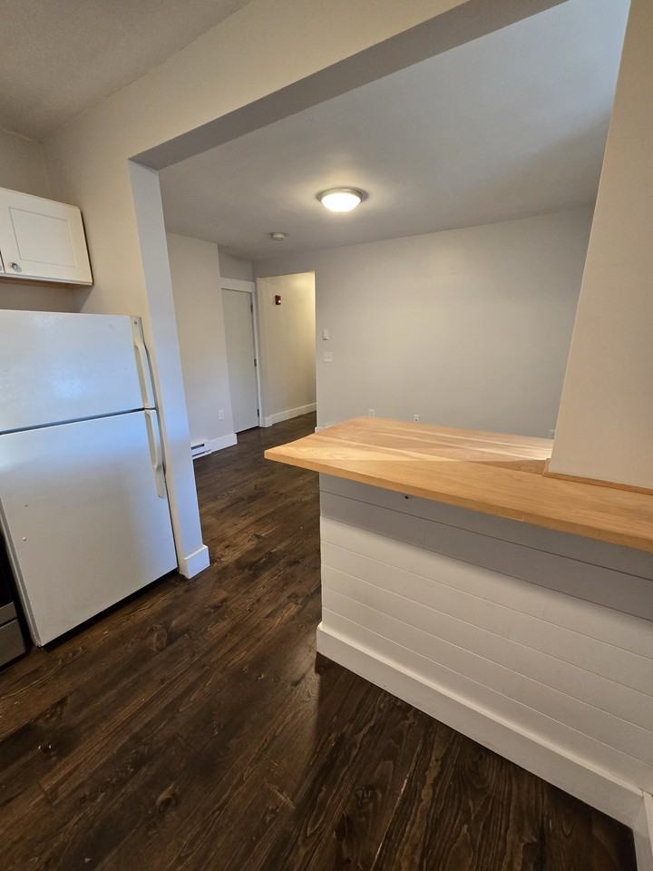 86 Water St. - Photo 2 of 13