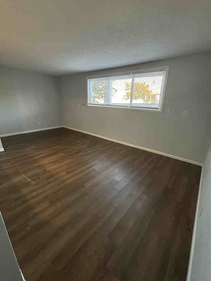 2309 Cherry Hills Drive - Photo 2 of 9