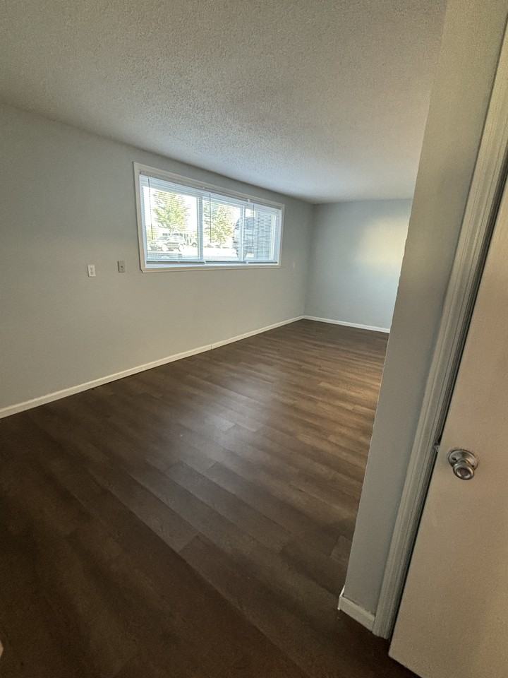 2309 Cherry Hills Drive - Photo 3 of 9