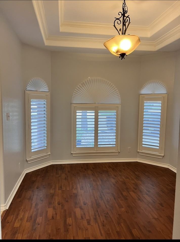 5113 Shark Bay Rd - Photo 3 of 8