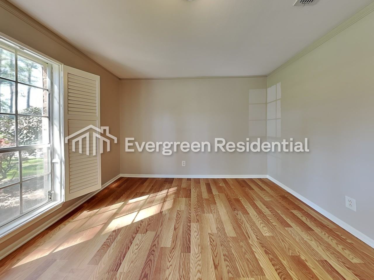 10710 Dunbrook Dr - Photo 6 of 15