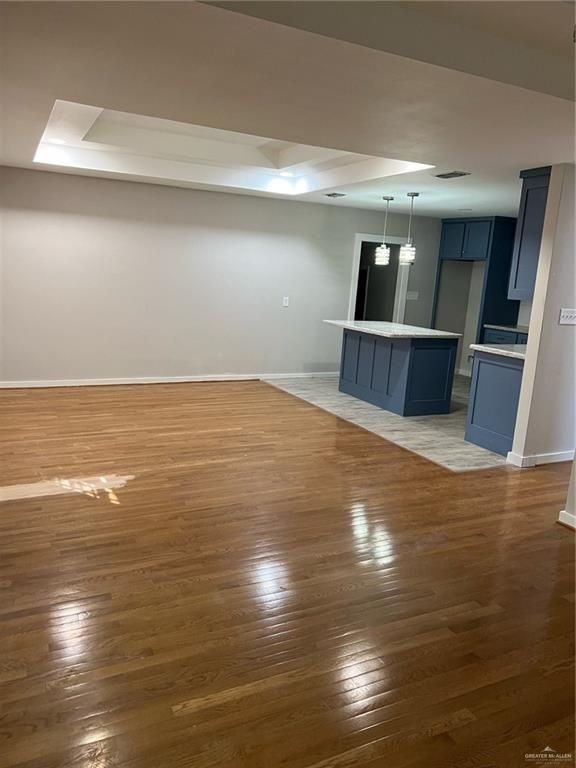 815 W Mahl St - Photo 3 of 15