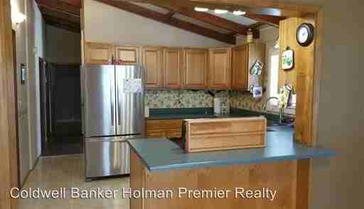 1858 Pine Grove Rd - Photo 3 of 10