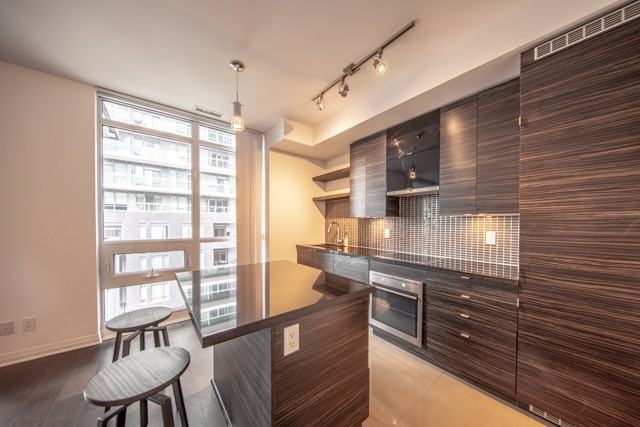 59 Condominium Building #614 - Photo 5 of 12