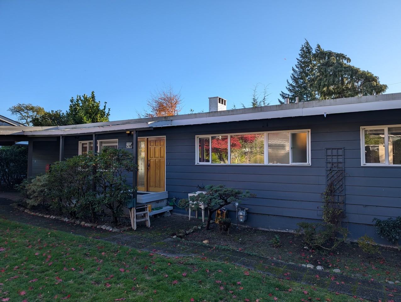 707 Westhyde Place - Photo 3 of 13