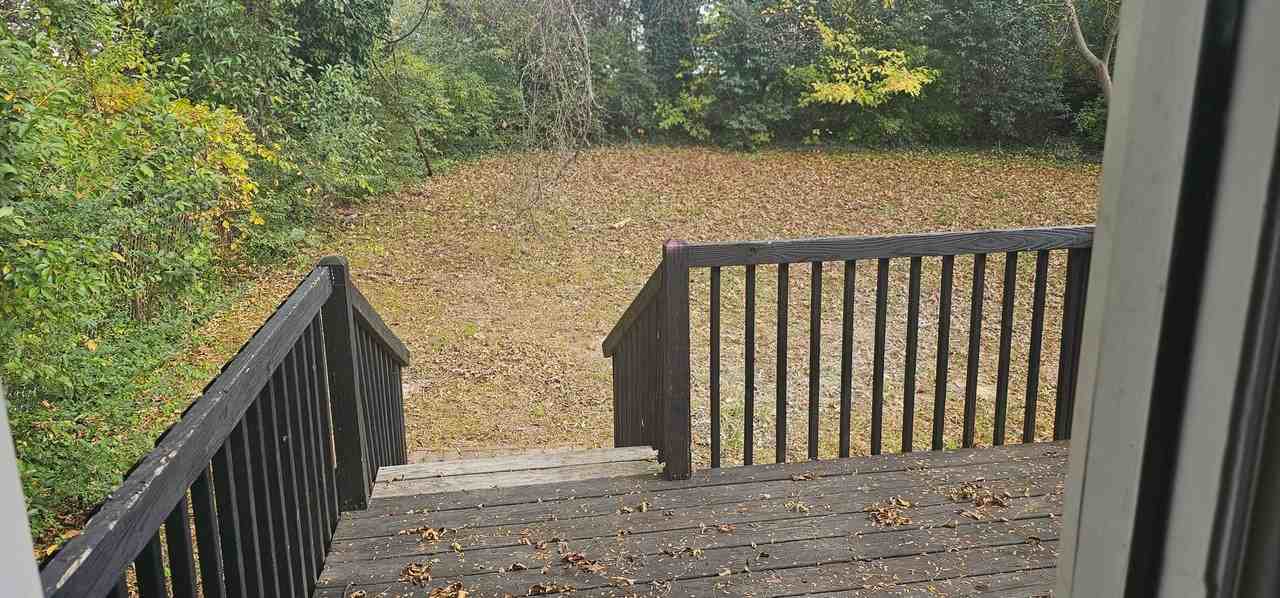 215 Hay St - Photo 5 of 21