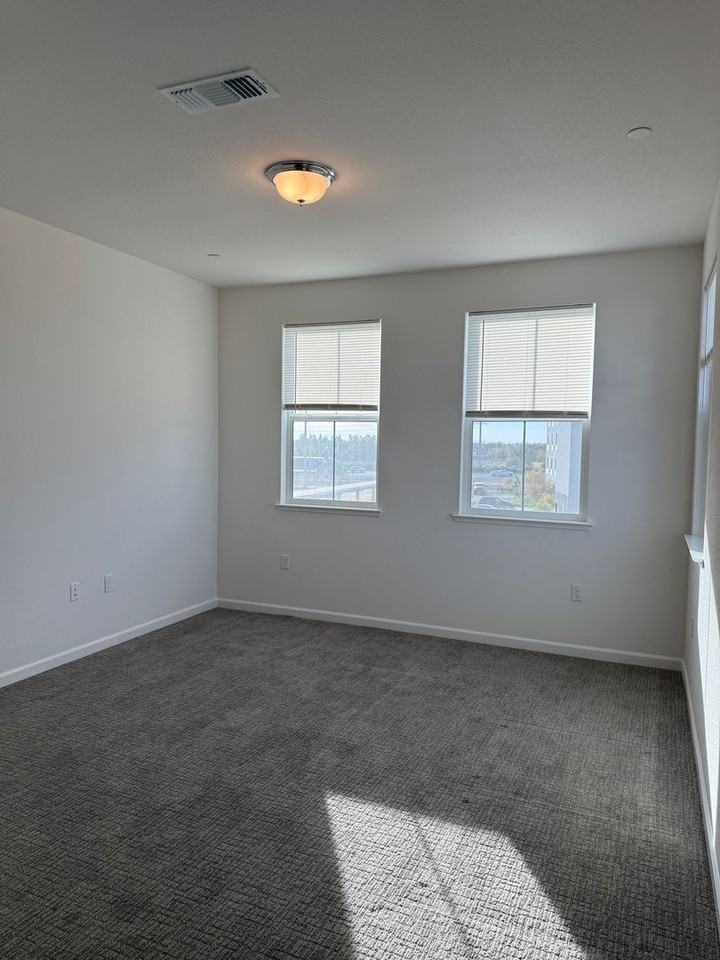 4376 Colmars Walk - Photo 7 of 14