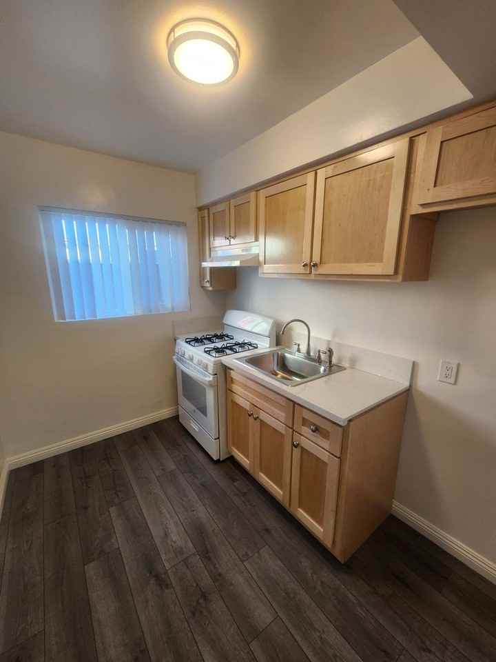 Lauret - Photo 5 of 20