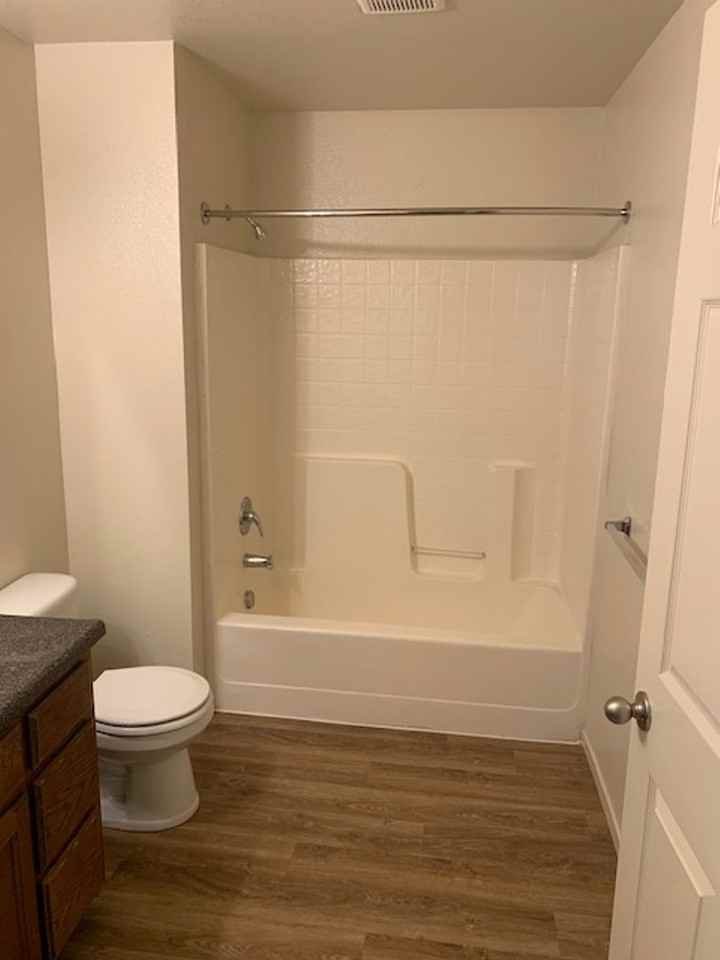 1970 Willowbrook Dr - Photo 7 of 21