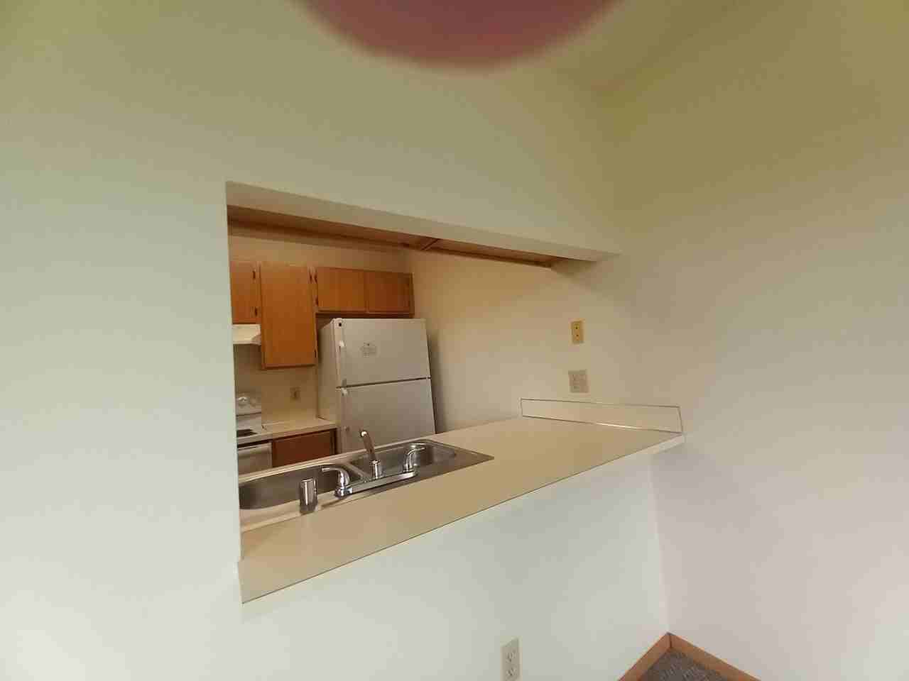 English Gardens Apartments - Photo 5 of 21