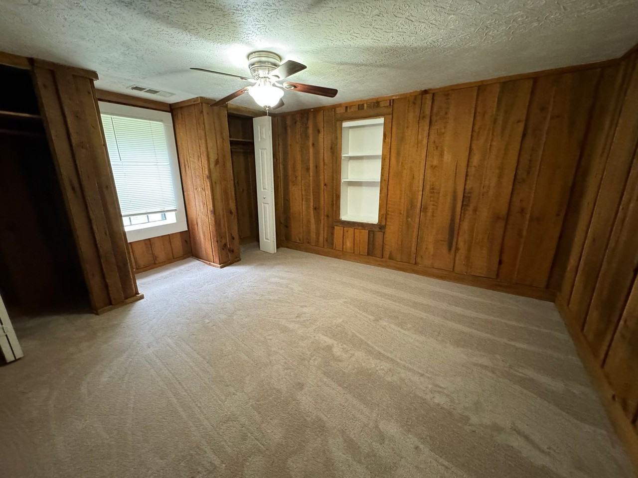 2187 S Flat Rock Rd - Photo 3 of 9