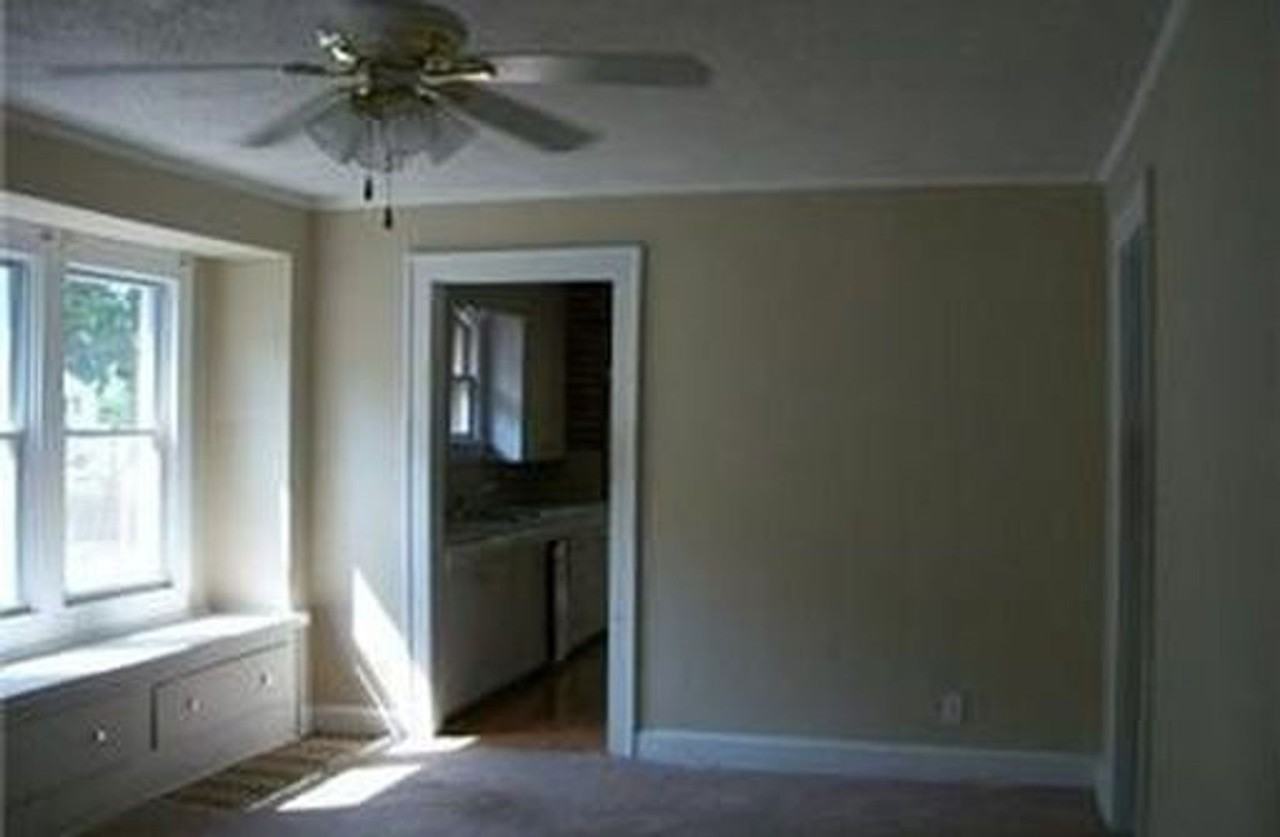 3238 Webster Ave - Photo 3 of 11