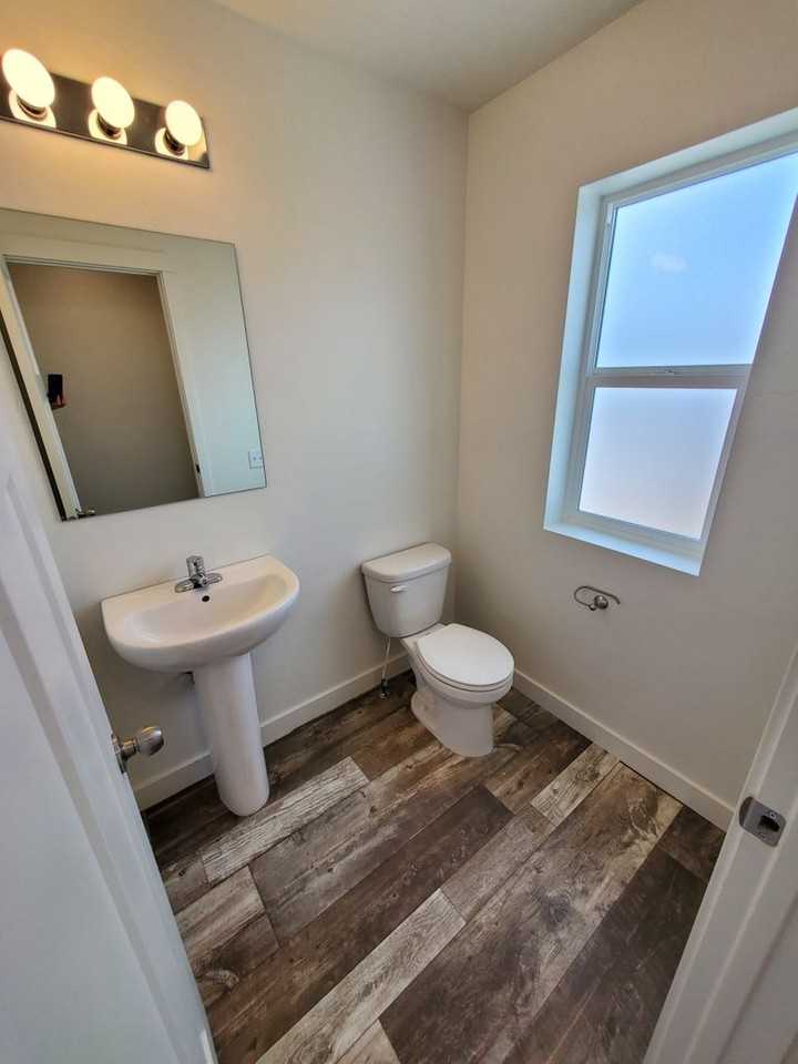 1124 Tulip Dr - Photo 6 of 27