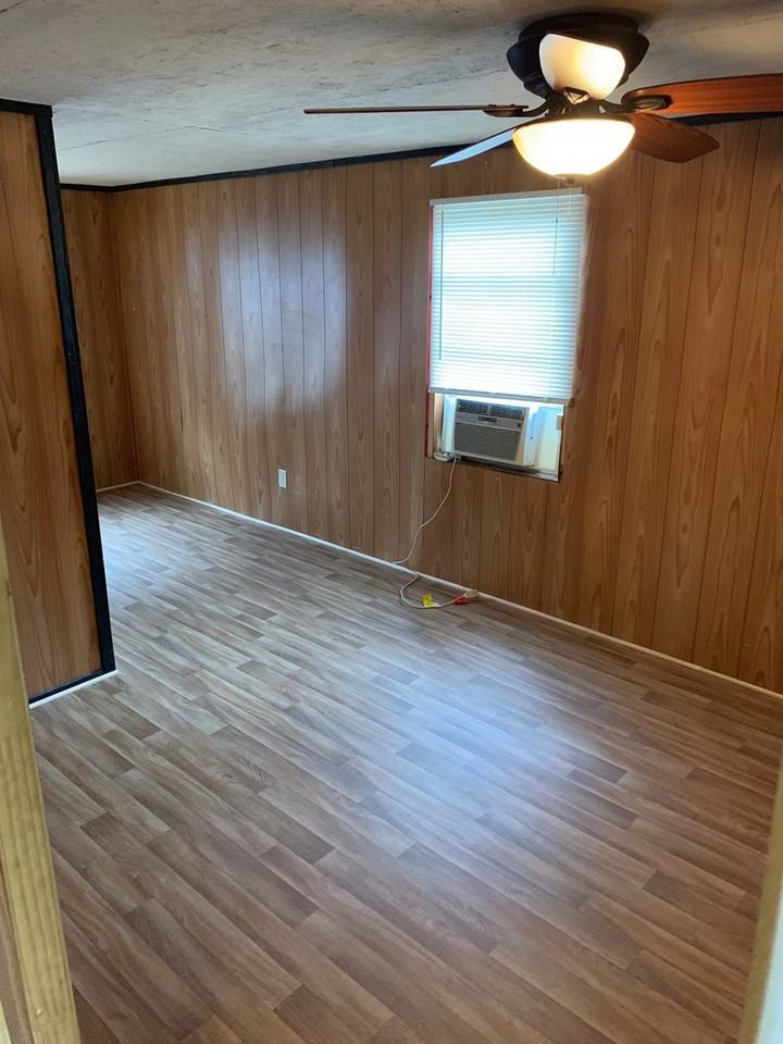 309 E Cedar St - Photo 2 of 8