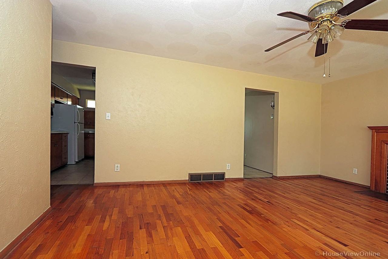 1301 Bertling Street - Photo 5 of 22