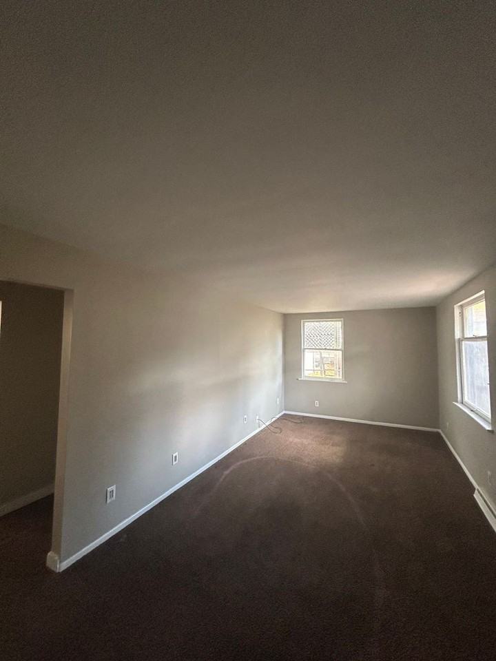 308 Kinnaird Ave - Photo 2 of 10
