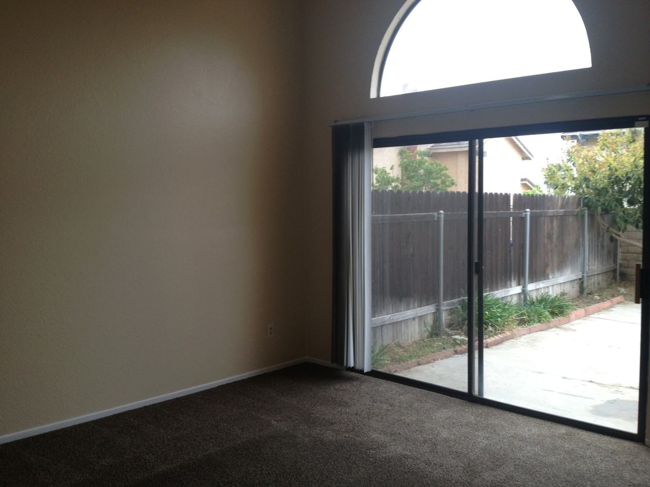 17135 Cambria Ave - Photo 6 of 11