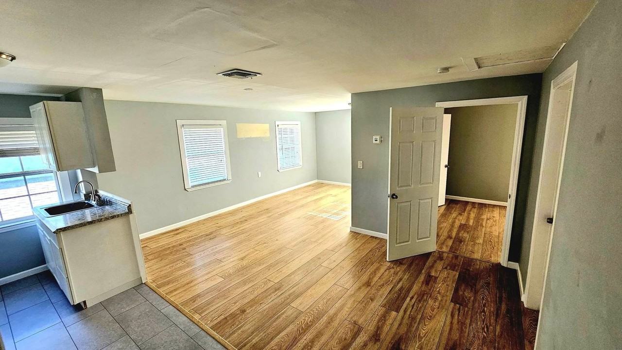 802 Forrest Ave - Photo 4 of 21