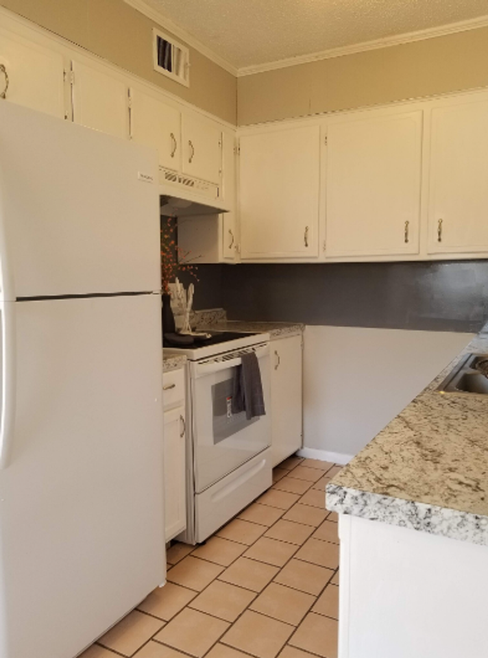 The Bluffs @ Central - Photo 3 of 23