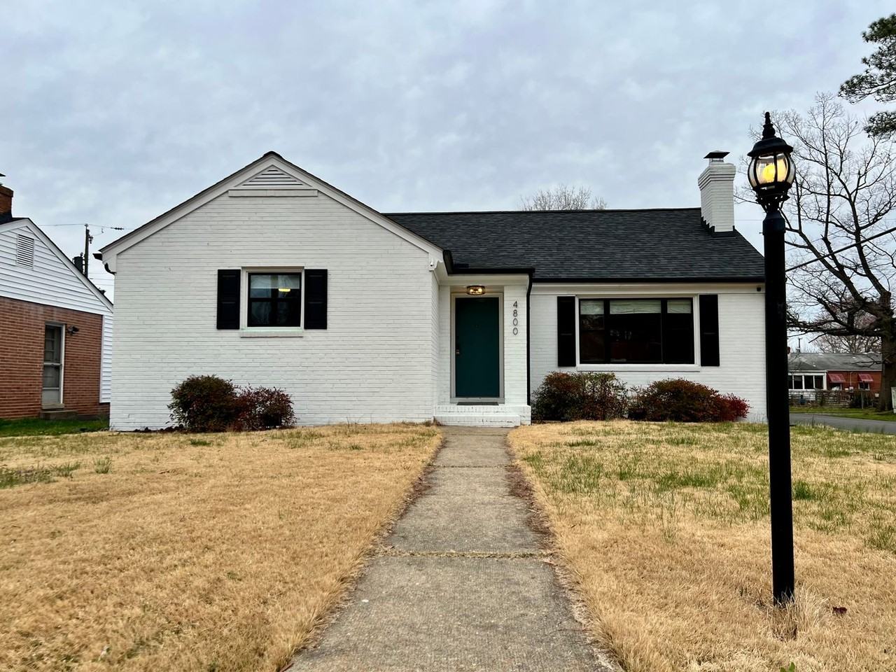 4800 Fitzhugh Ave - Photo 2 of 38