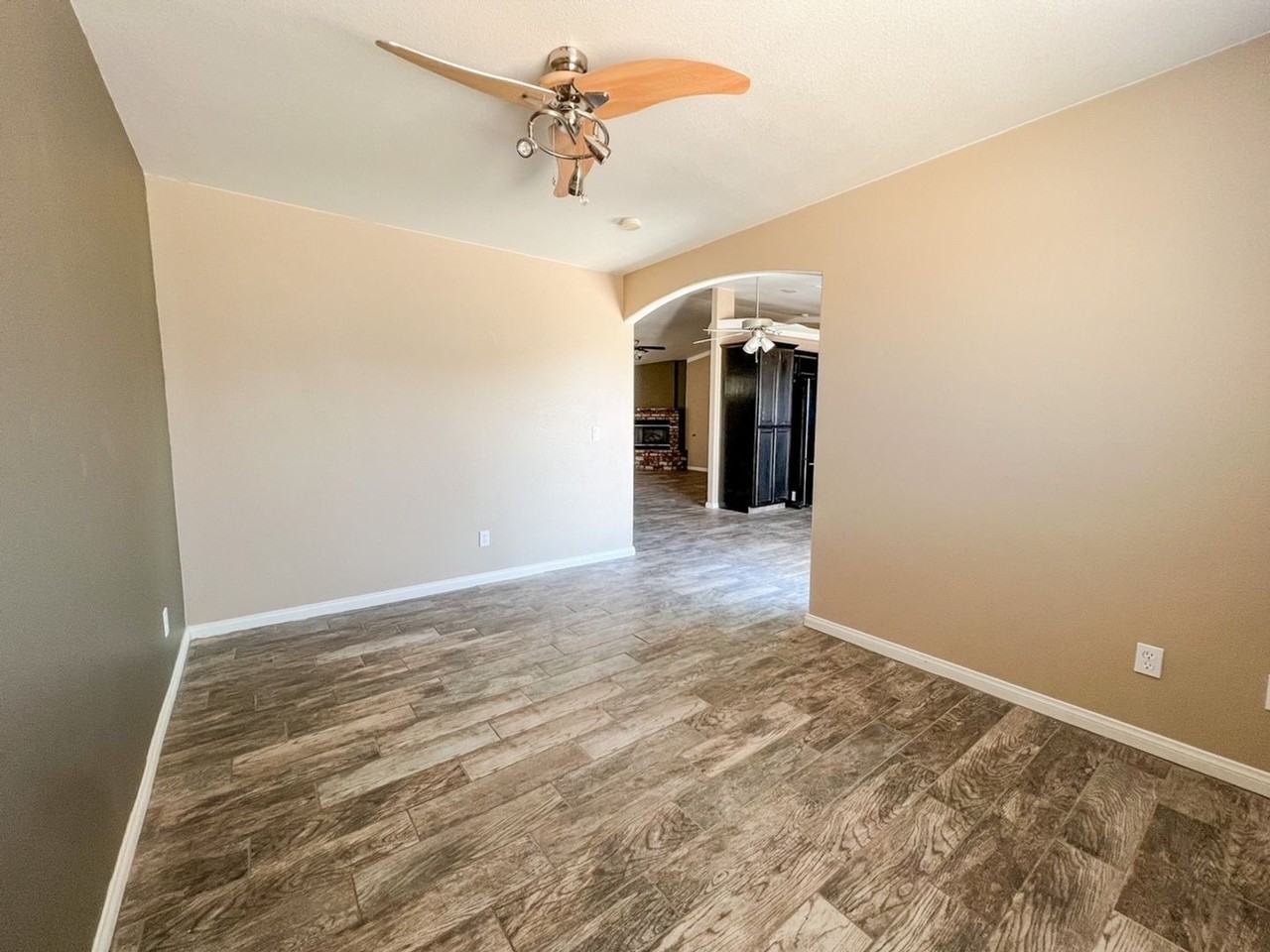 7400 Hermosa Ave - Photo 6 of 18