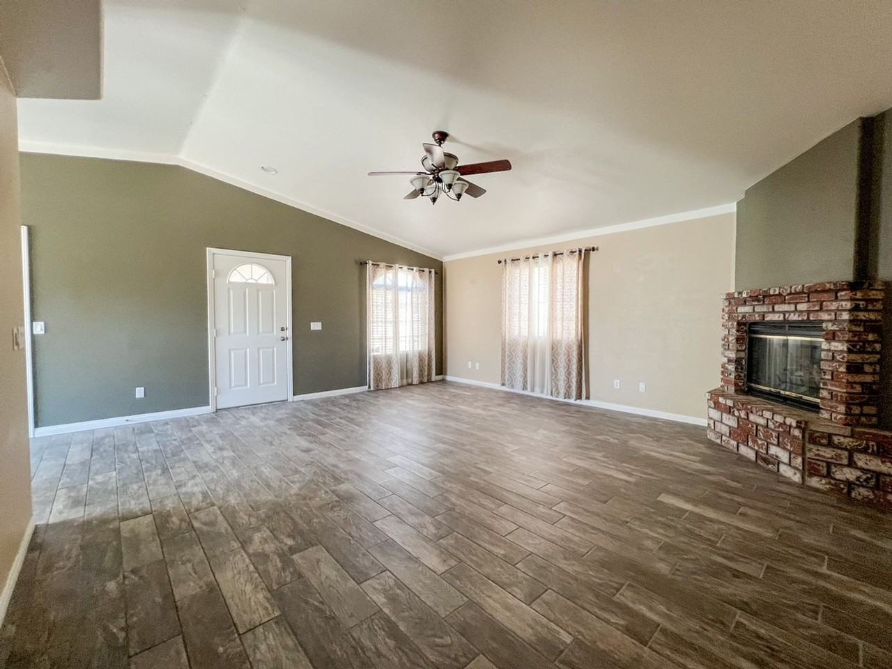 7400 Hermosa Ave - Photo 7 of 18